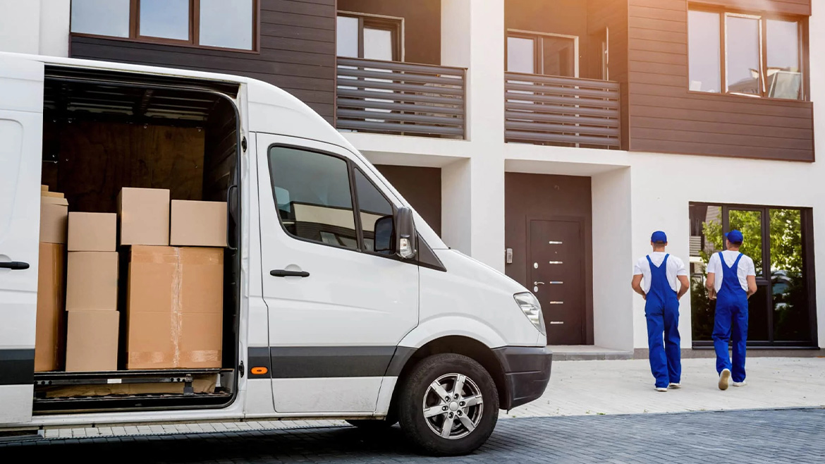 The Benefits of Using a Man and Van Service for Small Moves